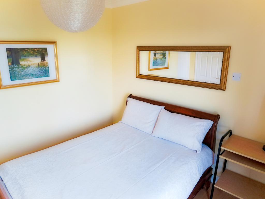 Bed and Breakfast Angel View Гильдфорд Номер фото