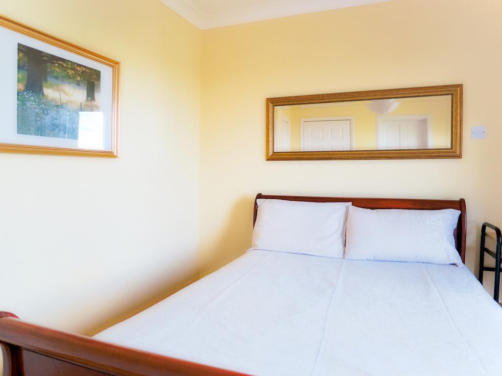 Bed and Breakfast Angel View Гильдфорд Номер фото